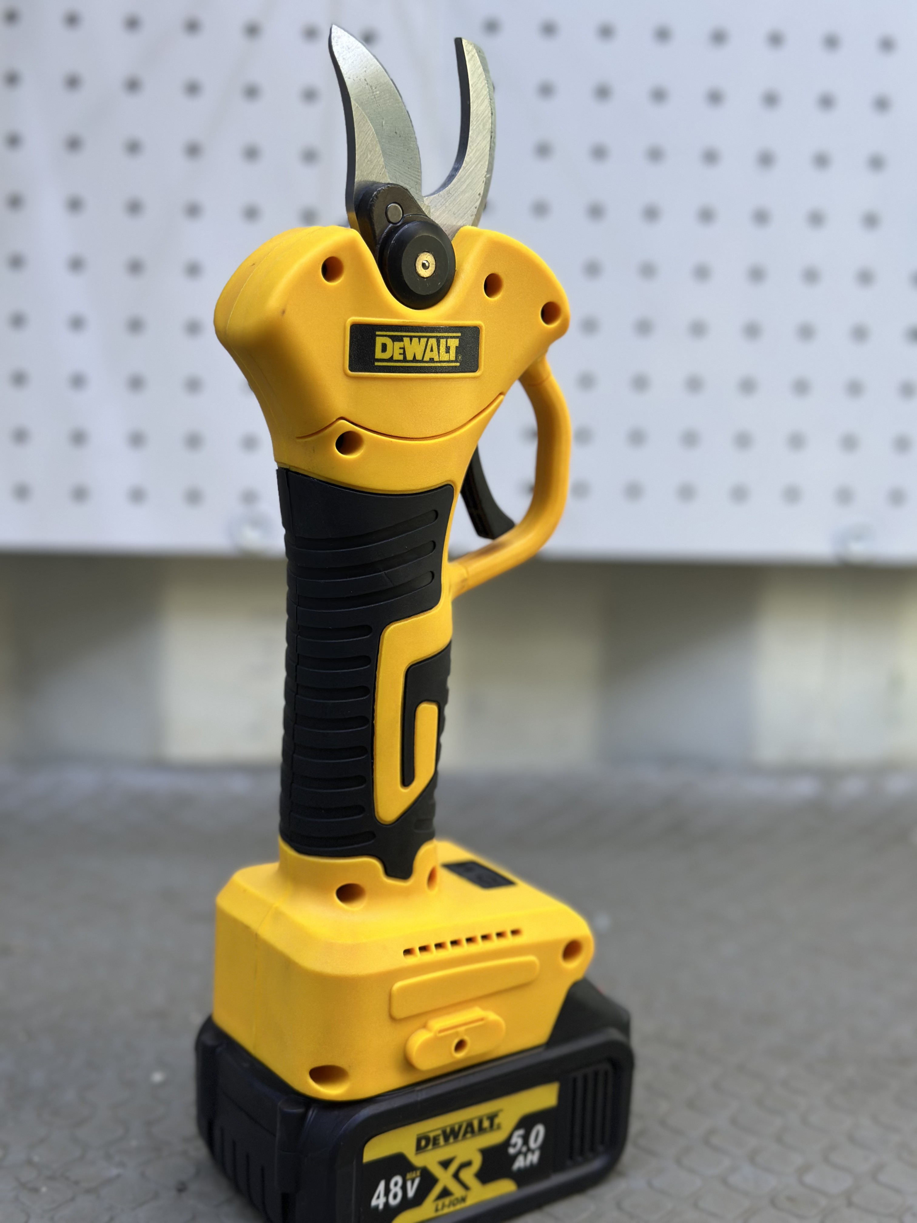 DeWALT 2-1 — Акумляторный инструменты в Оше, УСТА24